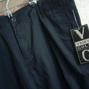 New Vibes Gold Black Flat Front Shorts 38, 40